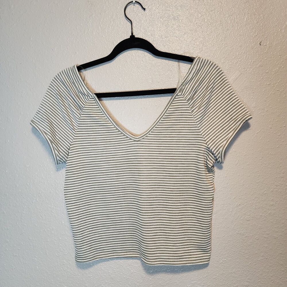 Arizona Jean Co Striped Ribbed V-Neck Crop Top Size L